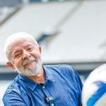 Lula participa de cerimônia do Tour da Taça da Copa do Mundo no Palácio do Planalto