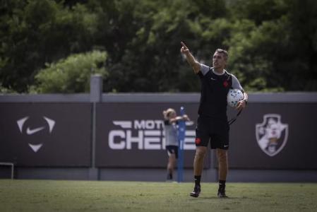 Bruno Lazaroni será o técnico interino do Vsco diante o Santos