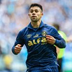 Grêmio acerta saída de atacante para clube da MLS; saiba detalhes