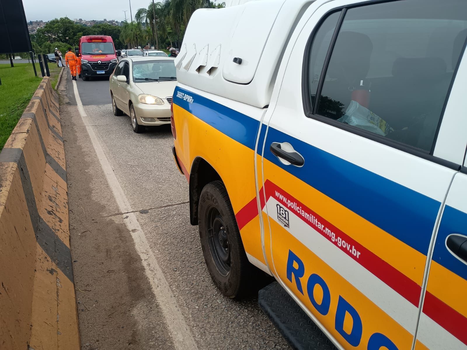 Pedestre é atropelado por veículo em alça de acesso à BR 381 em Ipatinga