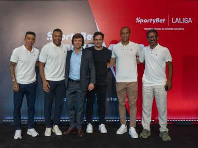 Evento LaLiga e SportyBet com jogadores históricos