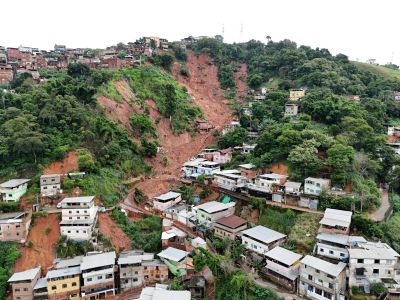 Imagens dos estragos da chuva em Juiz de Fora, em fevereiro de 2026