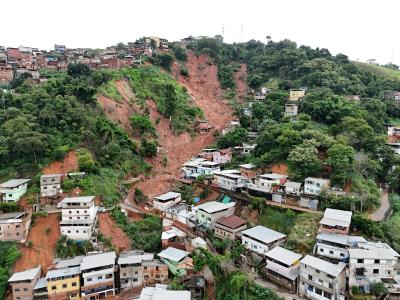 Imagens dos estragos da chuva em Juiz de Fora, em fevereiro de 2026