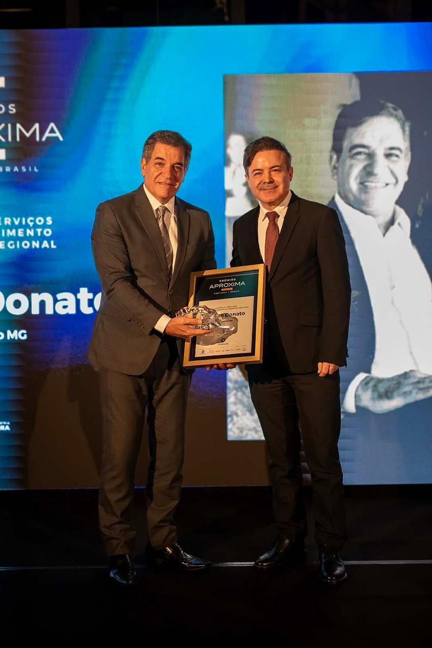 Presidente do Sistema Fecomércio MG recebe Prêmio “Aproxima Portugal – Brasil” por fortalecer laços e negócios entre os dois países
