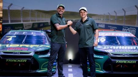 Felipe Massa e Júlio Campos voltam a formar dupla em equipe da Stock Car