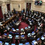 Argentina reduz maioridade penal e permite punição a partir dos 14 anos