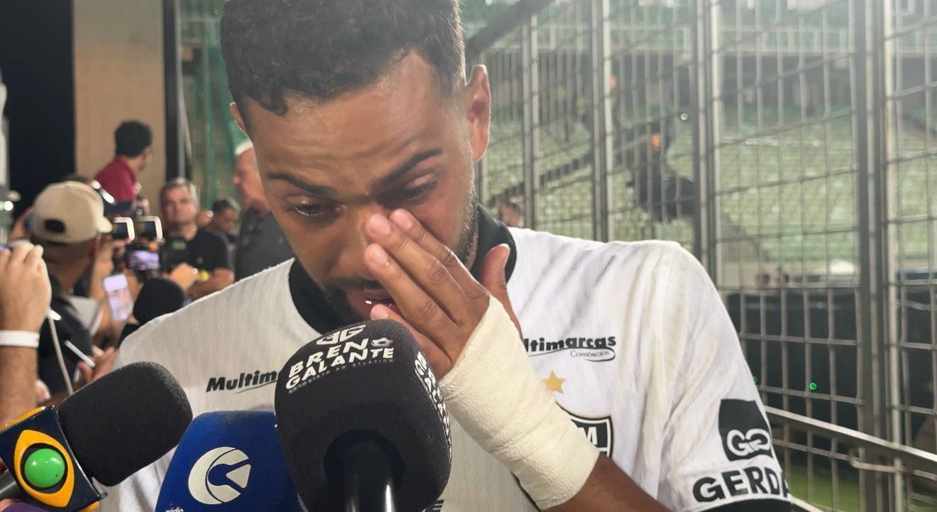 Lodi revela drama familiar e chora bastante após classificação do Atlético