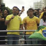 Flávio Bolsonaro se manifesta sobre disputa pelo Governo de MG: 'Tem que ser amadurecida'