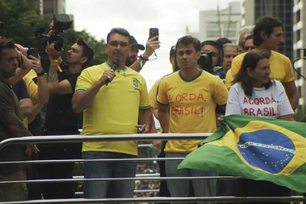 Nikolas comenta carta de Bolsonaro: 'Parecem não conseguir obedecer nem mesmo o líder'