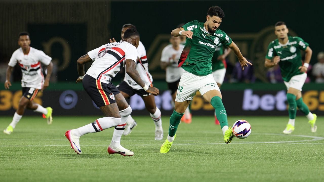Flaco López se consolida como 'Rei dos Clássicos' pelo Palmeiras