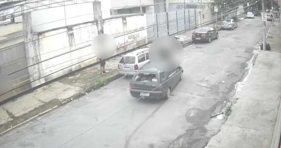 Registro de câmera de segurança mostra todo o desenvolvimento da ação
