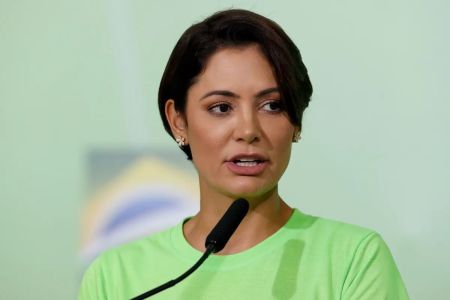 Michelle explica ausência em ato da direita neste domingo (1º) e diz que passou por procedimento cirúrgico