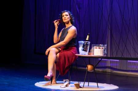 Casa da Ópera recebe espetáculo “NÃO!” com Adriana Birolli