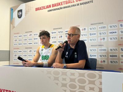 Caio Pacheco e Aleksandar Petrovic em entrevista coletiva nesta segunda-feira (2), na Arena UniBH