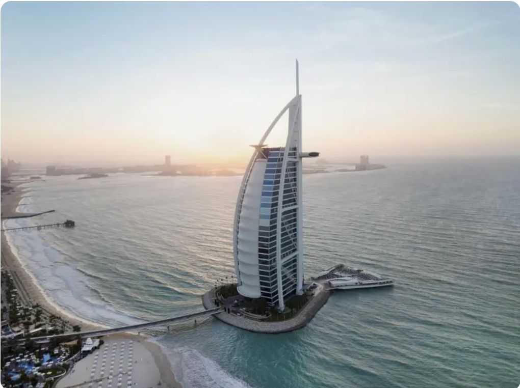 Valdir Barbosa | Praias e hotéis de luxo de Dubai estão no Estreito de Ormuz onde o comércio mundial travou