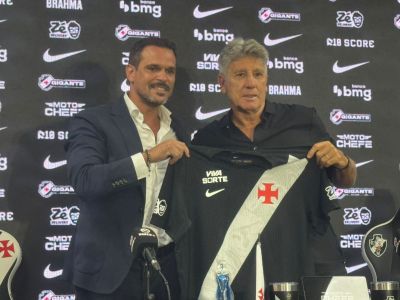 Admar Lopes e Renato Gaúcho na apresentação de Portaluppi como novo técnico do Vasco, em 4 de março de 2026