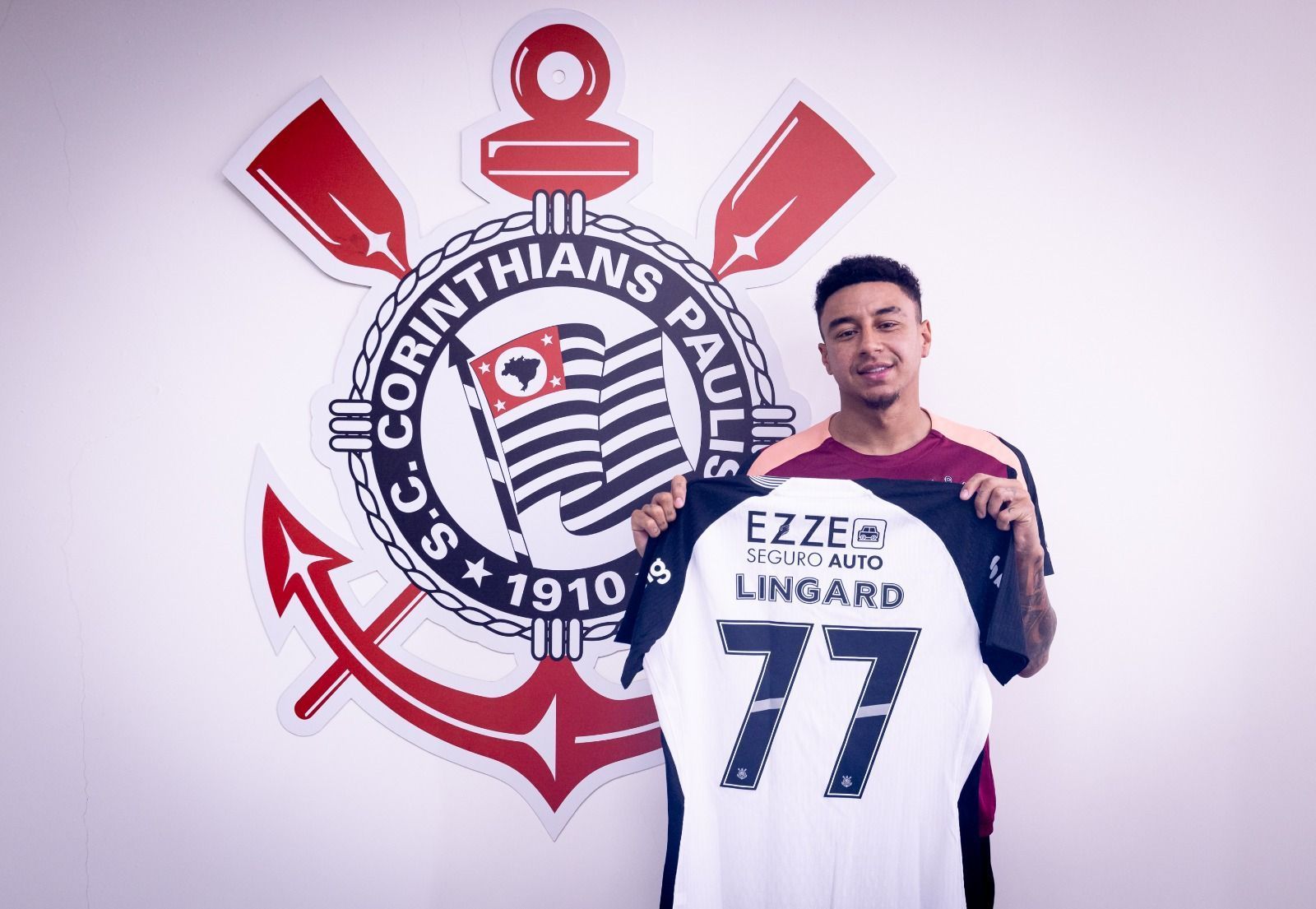 Corinthians anuncia contratação de Jesse Lingard, ex-Manchester United