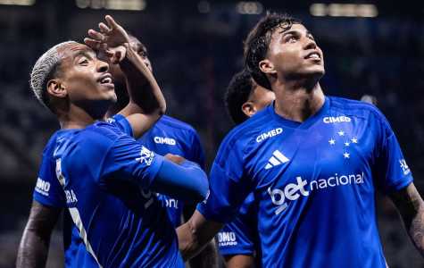 Matheus Pereira e Kaio Jorge comemoram gol pelo Cruzeiro • Gustavo Aleixo/Cruzeiro