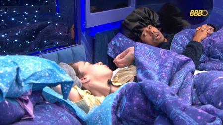Ana Paula e Breno se desentendem no BBB