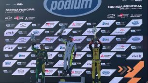 Stock Car: atual campeão, Felipe Fraga vence corrida principal em Curvelo