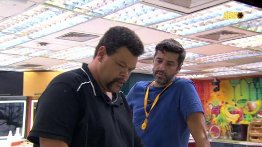 Cowboy conversa com Babu no BBB 26