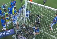 Briga no clássico mineiro supera Messi, Milei e 'gigantes' em principal diário argentino