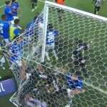 Briga no clássico mineiro supera Messi, Milei e 'gigantes' em principal diário argentino