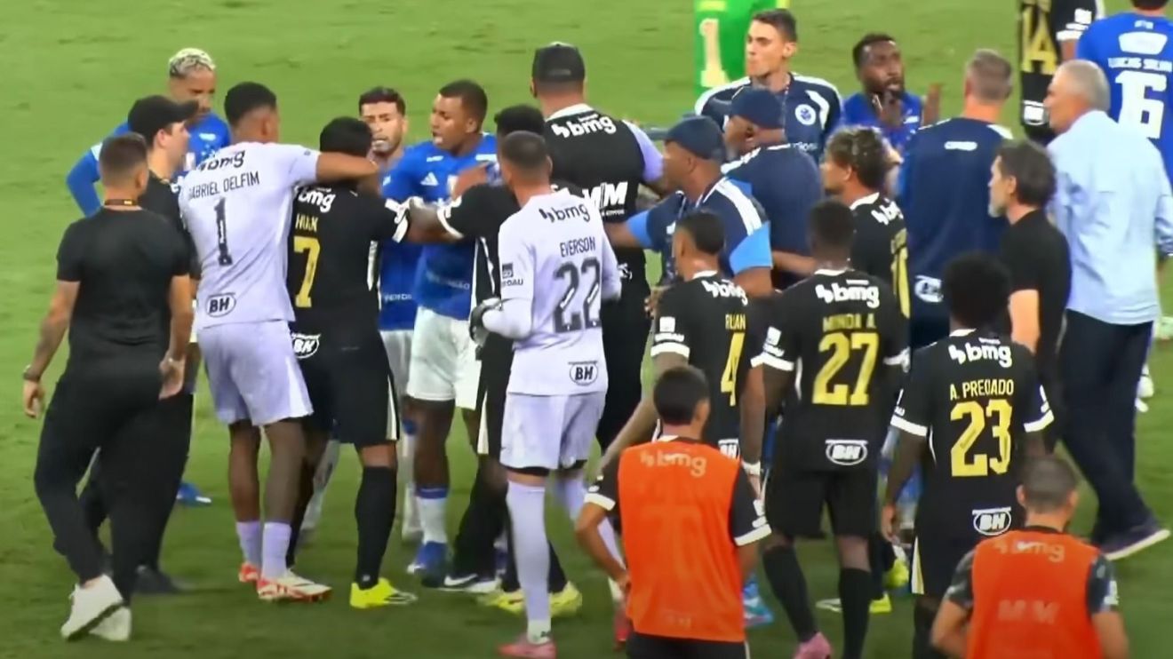 'Briga do século': a repercussão internacional da pancadaria em Cruzeiro x Atlético