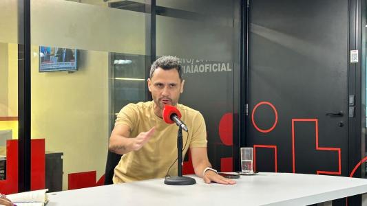 O senador Cleitinho Azevedo (Republicanos-MG) em entrevista à Itatiaia