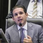 Câmara quer votar regulamentação de trabalho por aplicativo até o início de abril