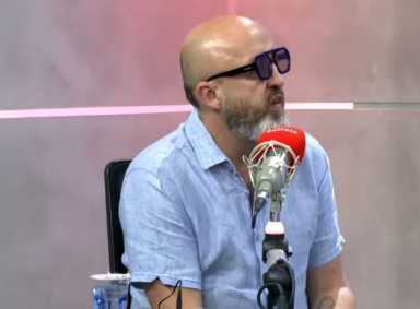 Fabrício Carpinejar concede entrevista ao "Chamada Geral", da Rádio Itatiaia
