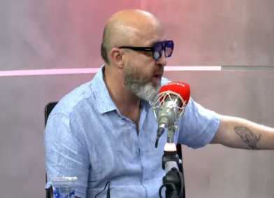 Fabrício Carpinejar concede entrevista ao "Chamada Geral", da Rádio Itatiaia