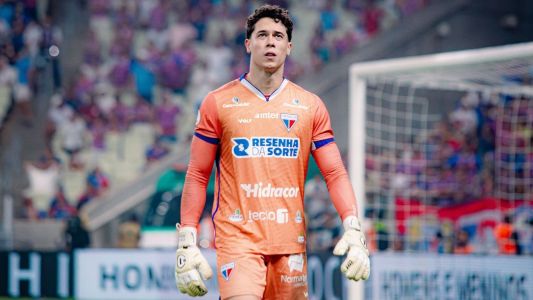 Goleiro Brenno durante jogo de volta da final do Campeonato Cearense de 2026