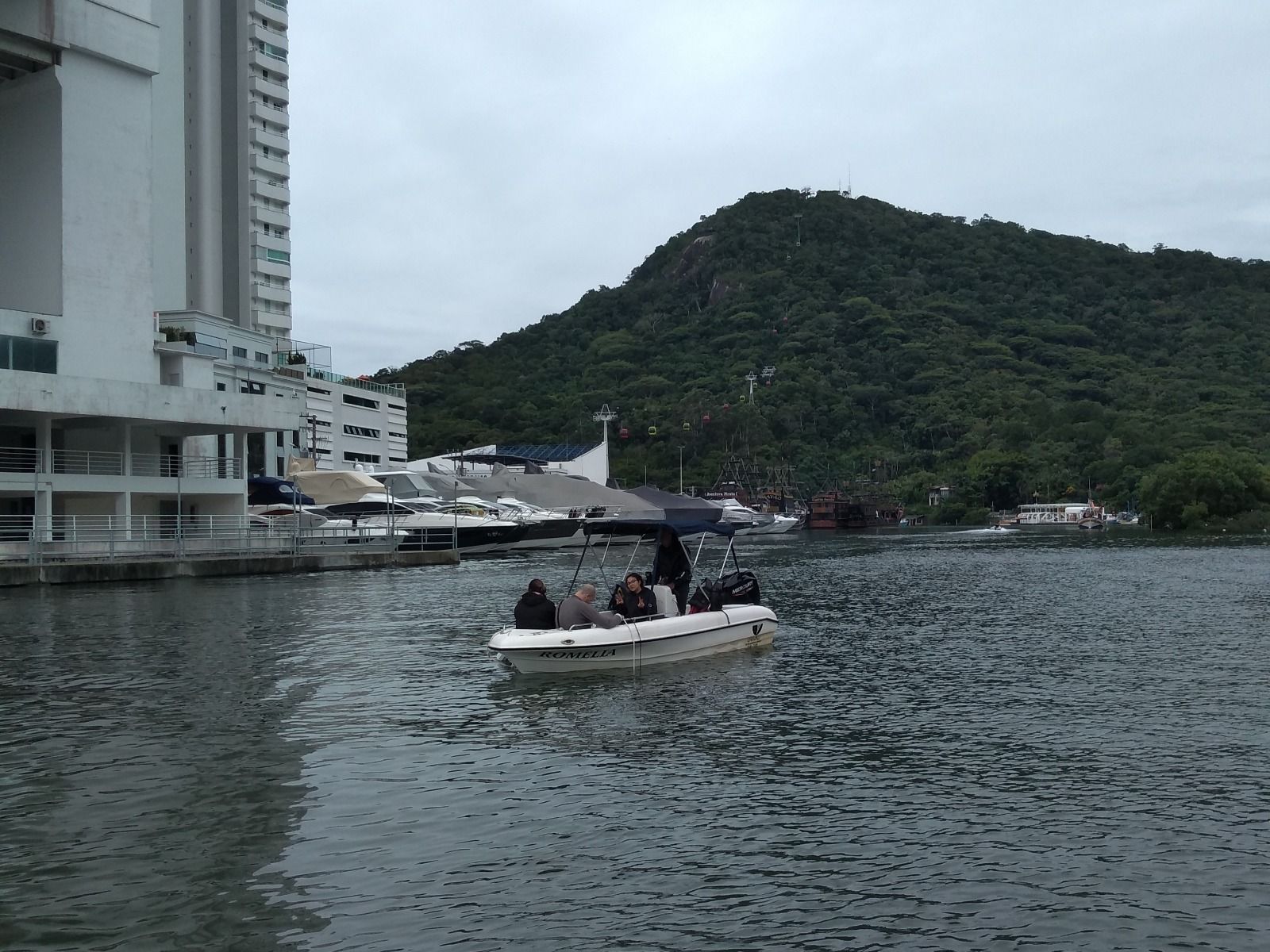 Estudo aponta piora na qualidade da água de rio importante para Balneário Camboriú