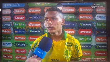 Negueba lamenta empate cedido pelo Mirassol ao Santos