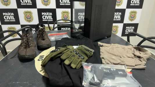 Arma e luva atentado escola Ipatinga