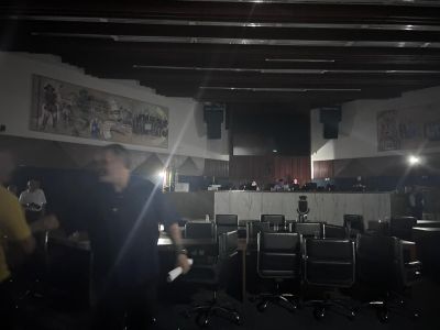 Câmara de BH presenciou gritos e falta de energia nesta quarta-feira (11)