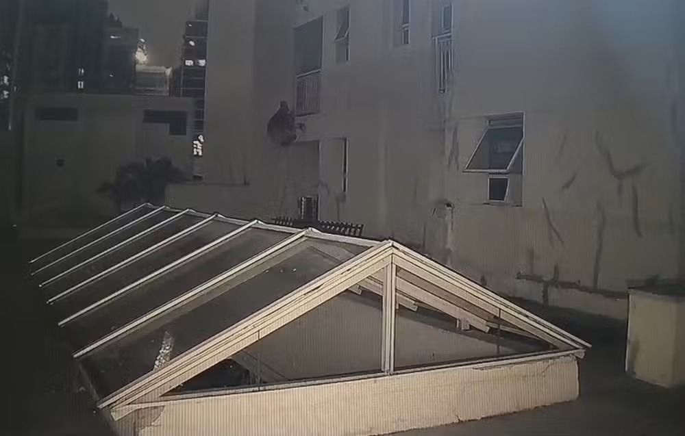 Homem-Aranha do crime é preso em São Paulo