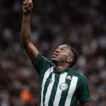 Coritiba surpreende, vence Corinthians e ganha posições no Brasileiro