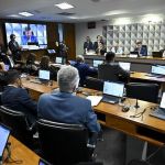 CPMI do INSS rejeita relatório final e encerra trabalhos sem indiciamentos