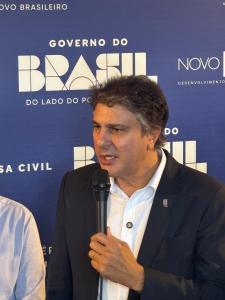 A visita do ministro da Educação, Camilo Santana, à UFOP, foi marcada por anúncios de investimentos na universidade e pelo avanço das etapas para a construção do Hospital Universitário da instituição, em Mariana.