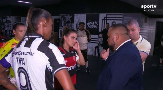 Botafogo x Flamengo, pelo Brasileiro Feminino, atrasou por motivo inusitado