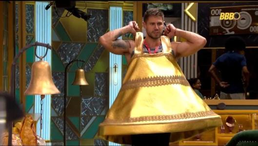 Jonas veste fantasia do Monstro no BBB 26