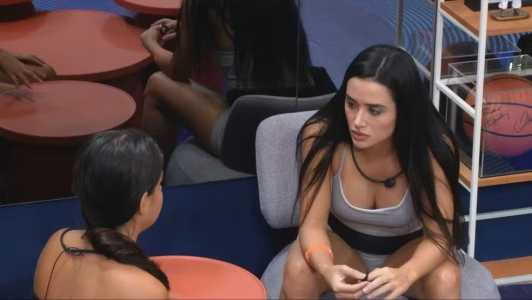 Jordana e Gabriela conversam no BBB 26