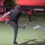 Técnico do Atlético, Eduardo Domínguez perde a paciência após coletiva em Salvador