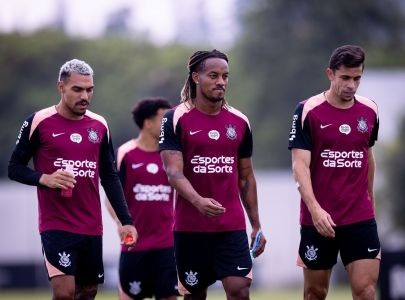 Matheuzinho, Carrillo e Gabriel Paulista no CT Joaquim Grava