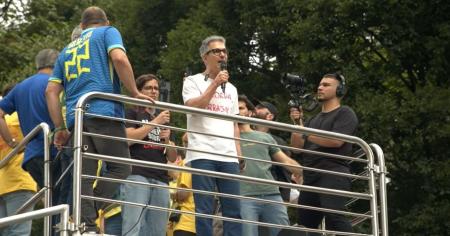 Governador Romeu Zema participou de ato na Avenida Paulista neste domingo (1º)