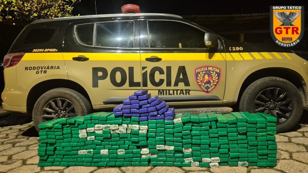 Polícia Militar Rodoviária faz grande apreensão de drogas em Passos