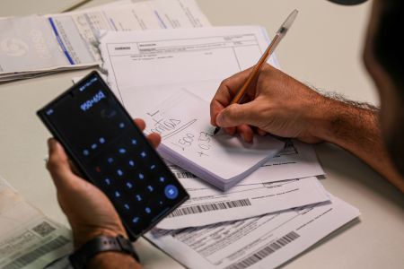 Endividamento é preocupação do governo federal em ano eleitoral