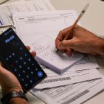 AtlasIntel: 62% do brasileiros afirmam estar com dívidas